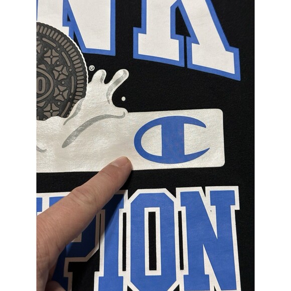 Oreo Champion T-Shirt Mens Large Black Dunk Champion Graphic Collab Oreos Shirt - Picture 3 of 12